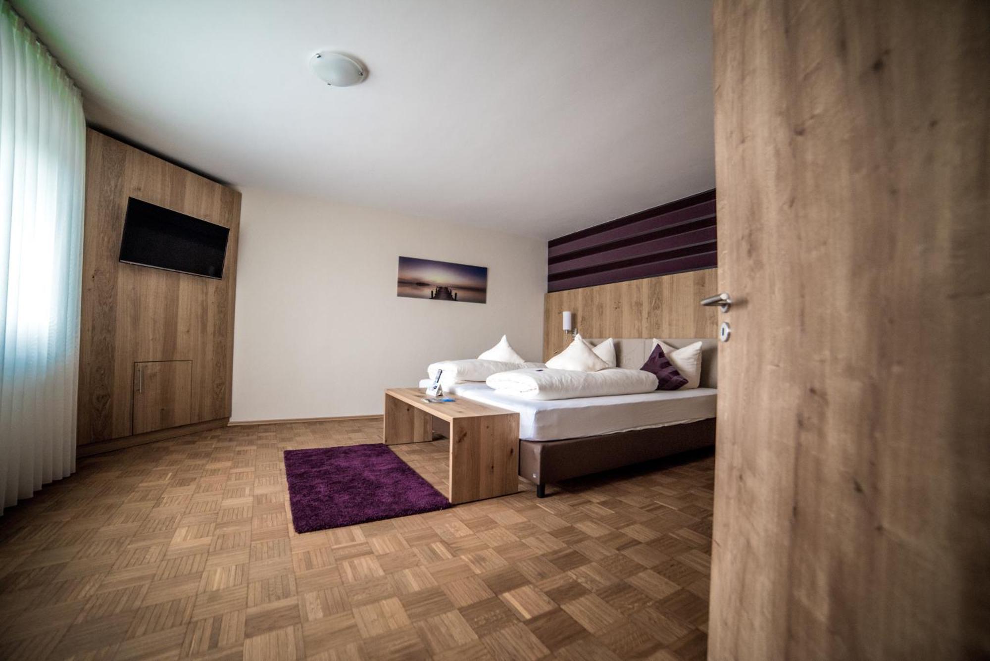 Hotel & Gasthof Richard Held Regensburg Exterior photo